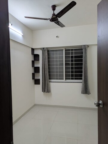 Room in 2 BHK Apartment at Sankalp Shanti Anand, Wadgaon Sheri – for Rent