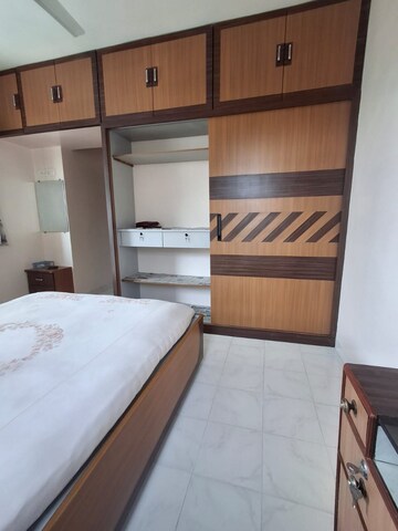 Room in 1.5 BHK Apartment at Sunder Sahawas Phase II, Vadgaon Budruk – for Rent