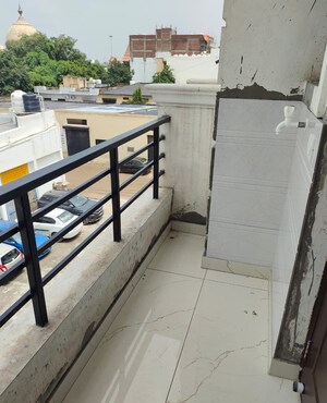 Balcony in 1 BHK Builder Floor at Chattarpur – for Rent