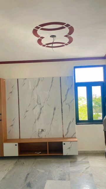 Furnished Amenities in 2 BHK Builder Floor at Mehrauli – for Sale