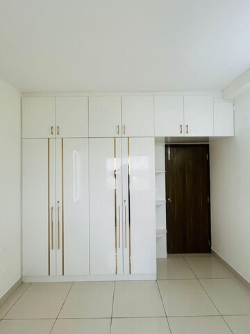 Building Lobby in 2 BHK Apartment at Prestige Finsbury Park Hyde, Bagaluru – for Rent