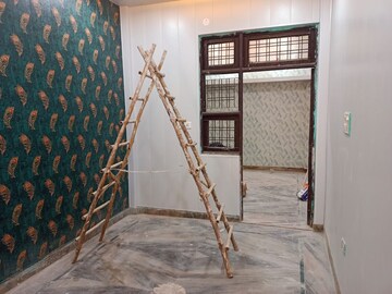Room in 1.5 BHK Independent House at Burari – for Sale