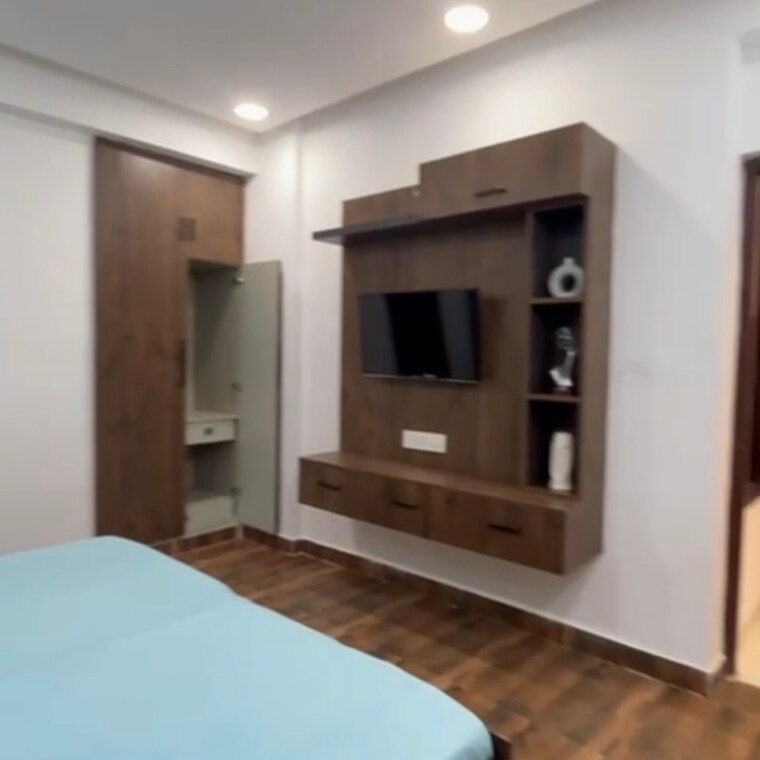 Room, rps-palm-drive 2 Bedroom 125 Sq.Yd. Builder Floor In Khedi Road Faridabad 9292384