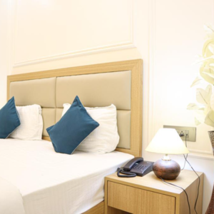 Team Area in  Pg at Dlf City Phase 3 – for Rent