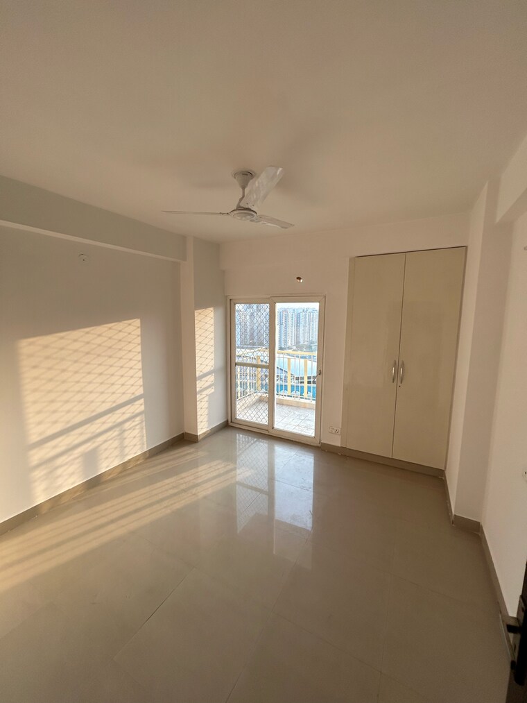 Room, anthem-french-apartment 2.5 Bedroom 1148 Sq.Ft. Apartment In Bhangel Greater Noida 9292388