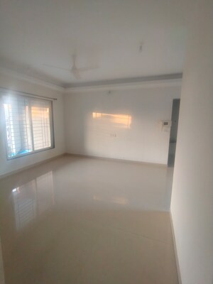 Room in 2 BHK Apartment at Eminent Spaces Aura Solis, Wanwadi – for Rent