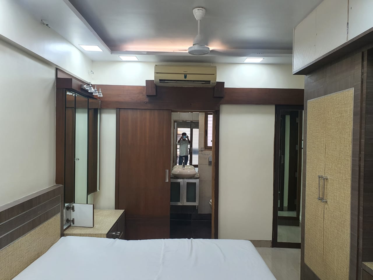 Pg For Rent in Goregaon West 