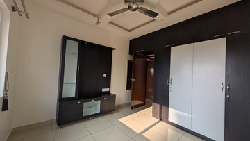 Room in 2 BHK Apartment at Prestige Sunrise Park Norwood, Electronic City Phase I – for Rent