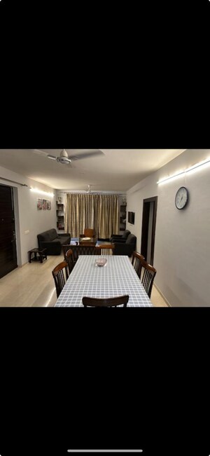 Team Area in 3 BHK Builder Floor at Sector 35 – for Rent
