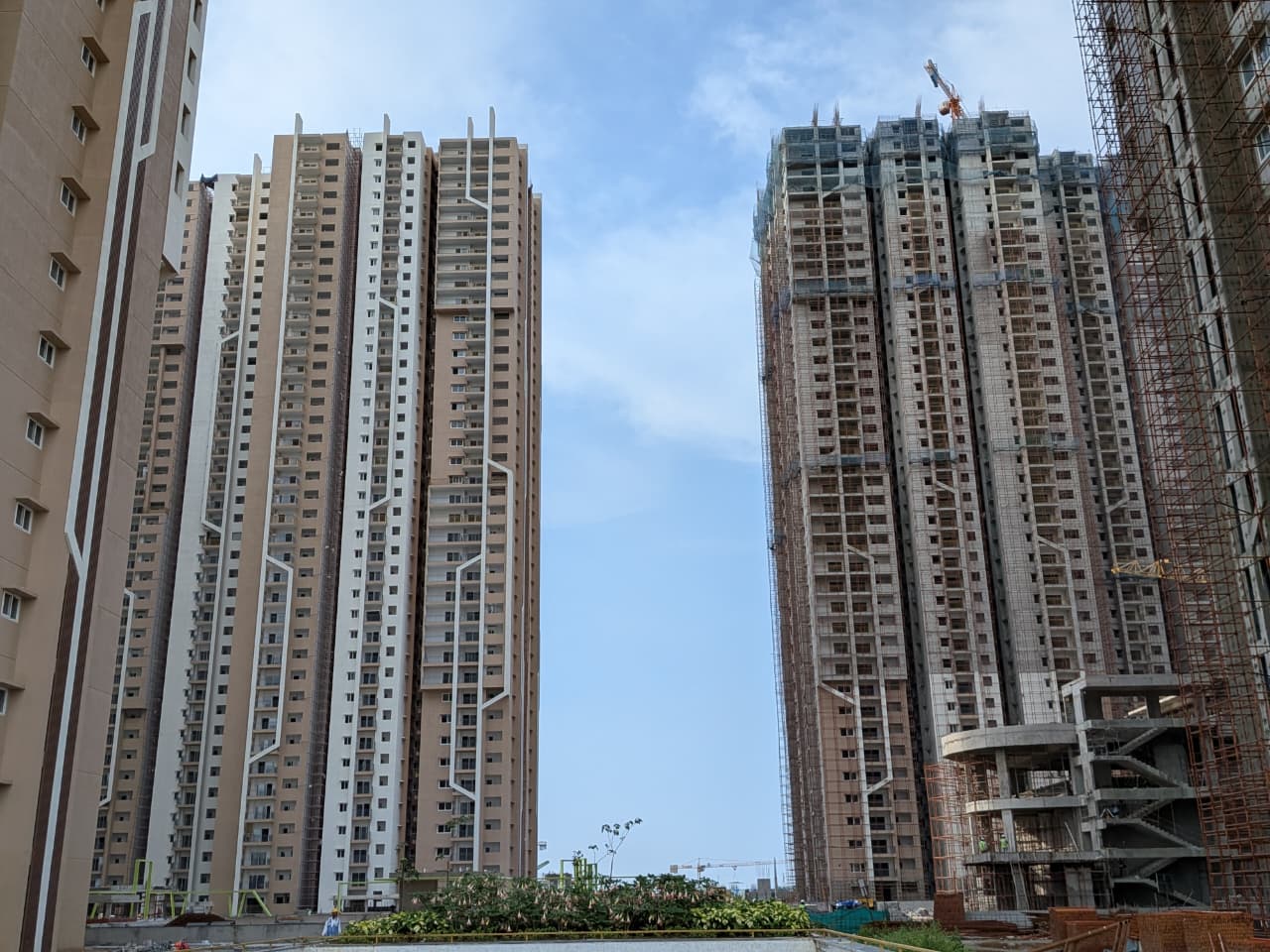 3 BHK + Pooja Room Apartment For Sale in Rajapushpa Imperia