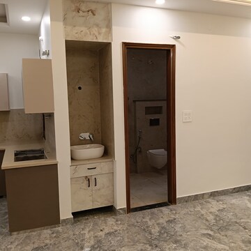 Room in 3 BHK Builder Floor at Gms Road – for Sale
