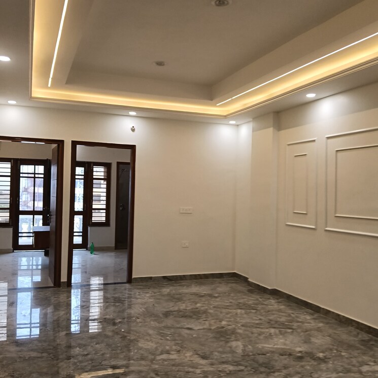 Room, gms road 3 Bedroom 1800 Sq.Ft. Builder Floor In Gms Road Dehradun 9292478