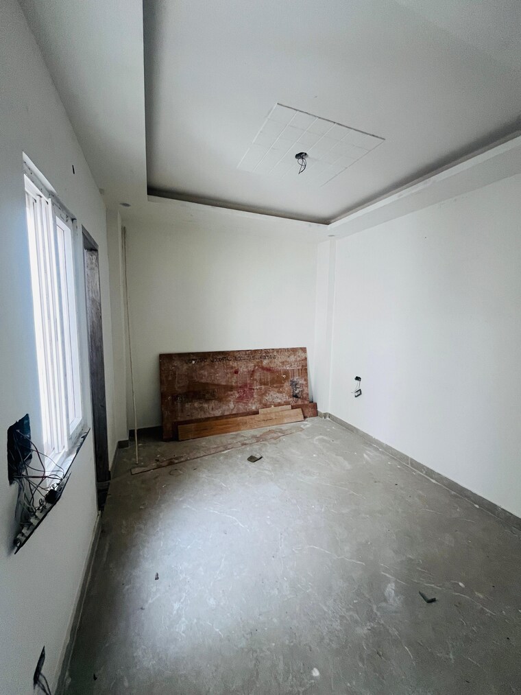 Room, panditwari 3 Bedroom 132 Sq.Yd. Independent House In Panditwari Dehradun 9292558