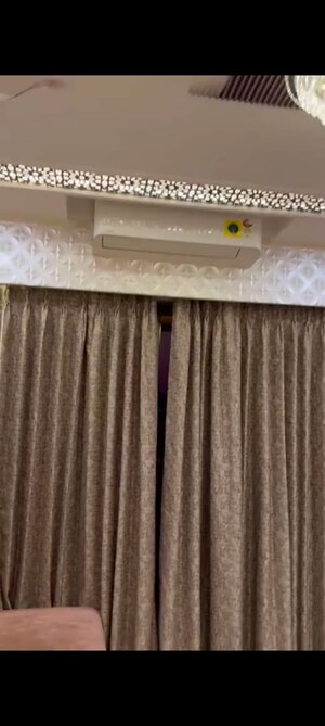  2 BHK Apartment at Transcon Triumph Tower, Andheri West – for Rent