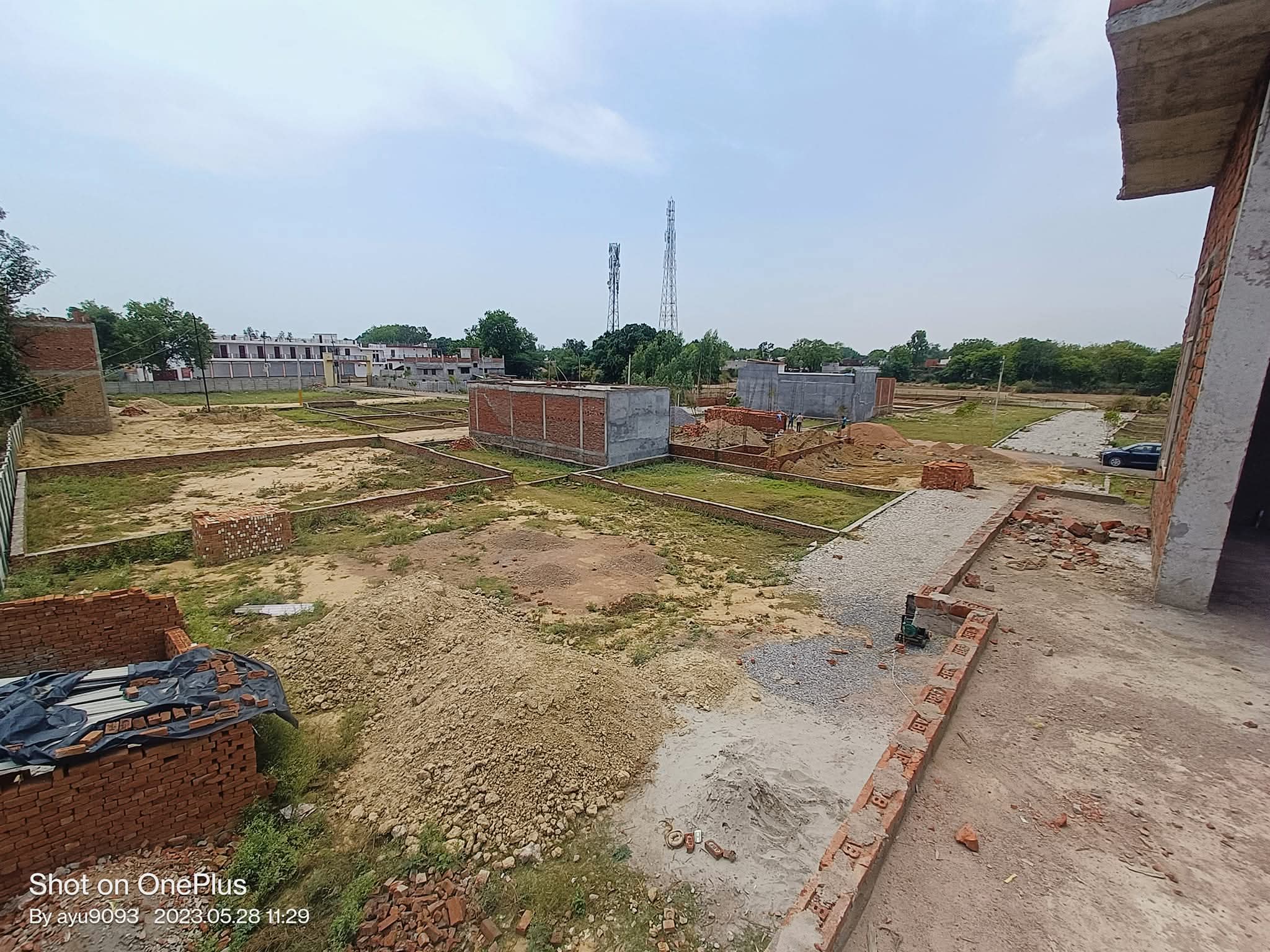 Plot For Sale in Raebareli Road