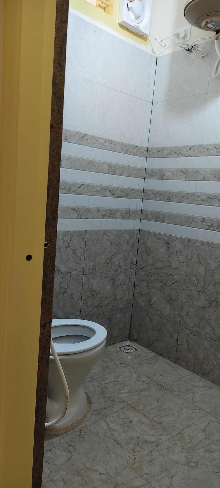 Bathroom, halasuru 2 Bedroom 900 Sq.Ft. Builder Floor In Halasuru Bangalore 9292628