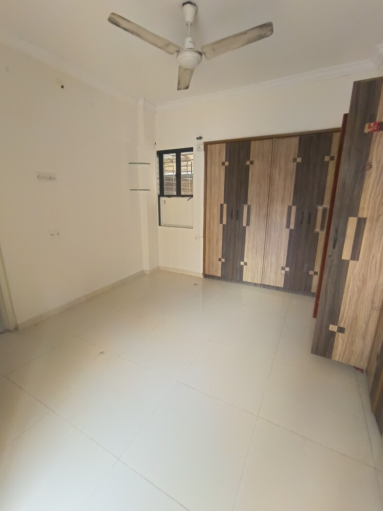 Room, stg-marigold-siddheshwar-garden 3 Bedroom 1400 Sq.Ft. Apartment In Dhokali Thane 9292695
