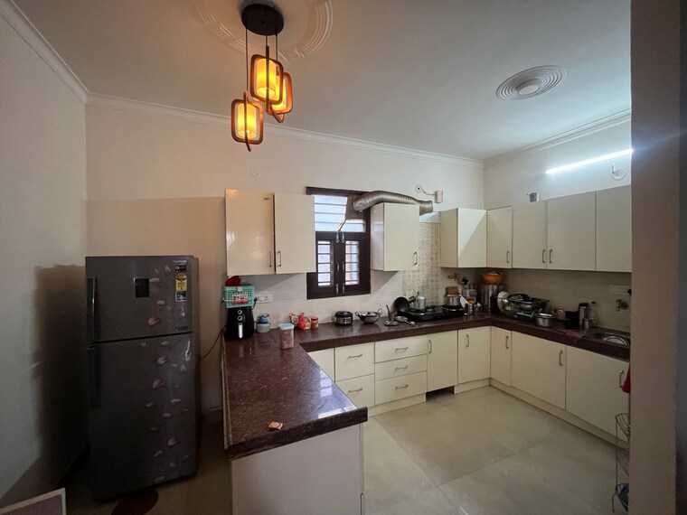 Kitchen, ashoka enclave 3 Bedroom 2250 Sq.Ft. Builder Floor In Ashoka Enclave Faridabad 9292733