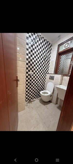Bathroom in 1 BHK Builder Floor at Saket – for Rent