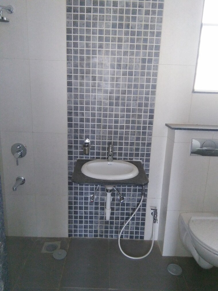 Bathroom, kolte-patil-life-republic 2 Bedroom 801 Sq.Ft. Apartment In Hinjewadi Pune 9292767