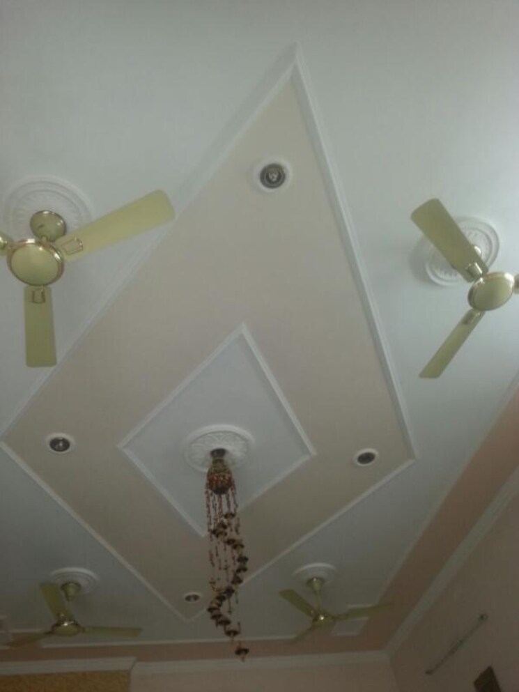 undefined, sector 46 4 Bedroom 160 Sq.Yd. Independent House In Sector 46 Faridabad 9292800