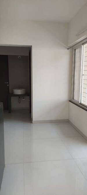Room in 2 BHK Apartment at Vertical Oriana, Keshav Nagar – for Rent