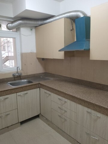 Kitchen in 3.5 BHK Apartment at Emaar Emerald Floors Premier, Sector 65 – for Rent