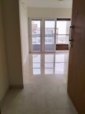 Room in 1 BHK Apartment at Yashcon Neon, Viman Nagar – for Rent