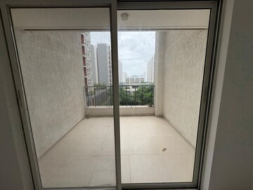 Room in 3 BHK Apartment at Godrej Elements, Hinjewadi – for Rent