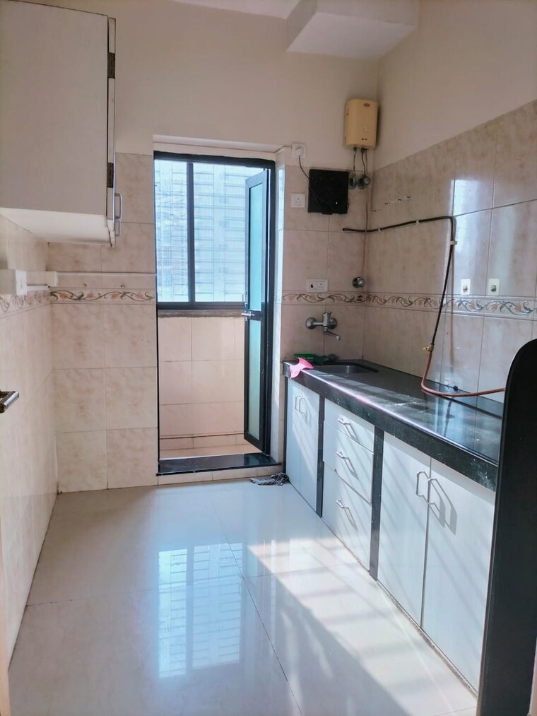 Kitchen, k-raheja-heights 1 Bedroom 500 Sq.Ft. Apartment In Malad East Mumbai 9292852