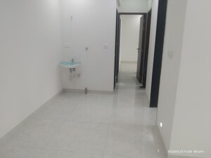 Room in 2 BHK Apartment at Chandak 34 Park Estate, Goregaon West – for Sale