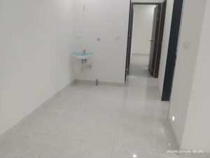 Room in 2 BHK Apartment at Chandak 34 Park Estate, Goregaon West – for Sale