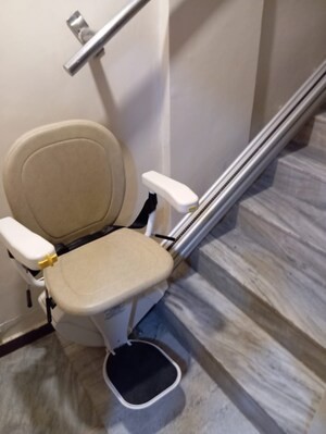 Staircase in 3.5 BHK Apartment at Hill Garden, Manpada – for Rent