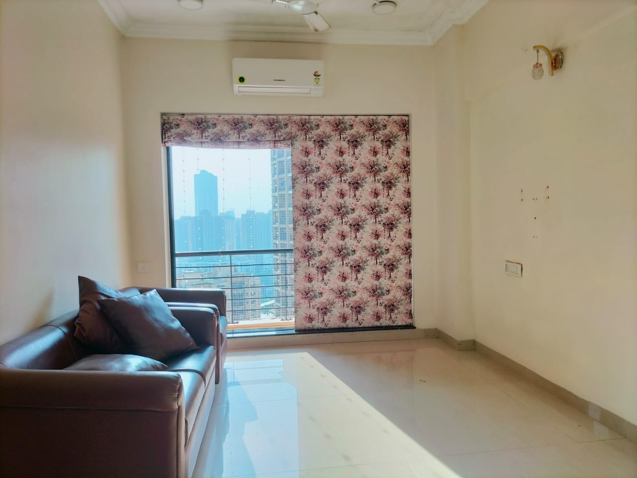 1 BHK Apartment For Rent in K Raheja Heights