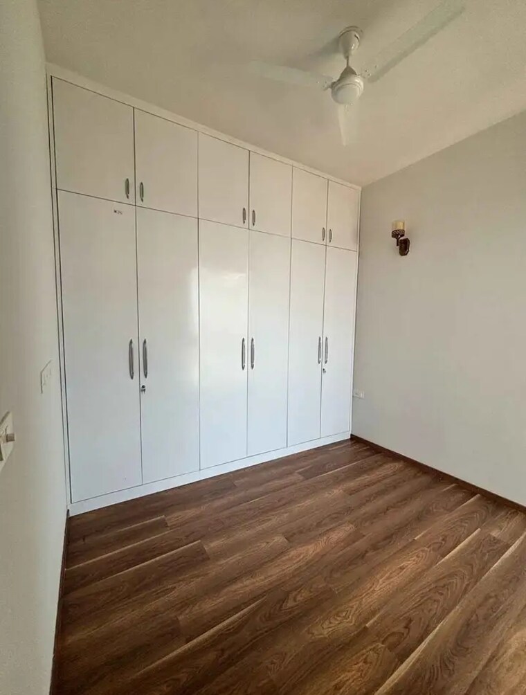 Room, conscient-hines-elevate 4 Bedroom 3395 Sq.Ft. Apartment In Sector 59 Gurgaon 9292877