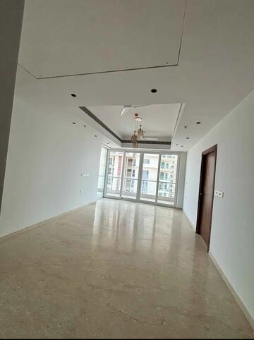 Room in 4 BHK Apartment at Conscient Hines Elevate, Sector 59 – for Rent