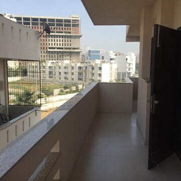 Balcony in 3 BHK Builder Floor at Vipul World Floors, Sector 48 – for Rent