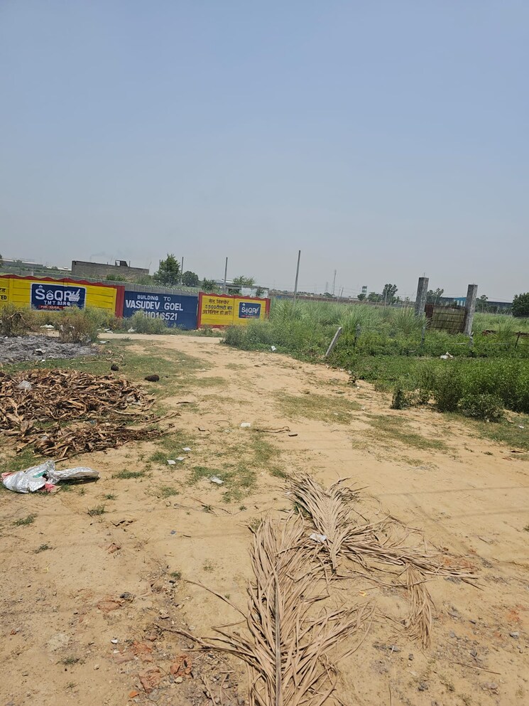 undefined, badhpura  135 Sq.Yd. Plot In Badhpura Greater Noida 9293380