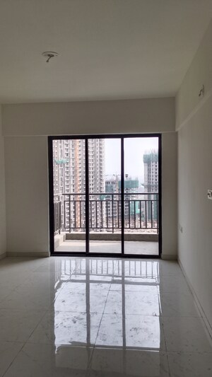 Room in 2 BHK Apartment at Runwal Gardens Phase 2, Dombivli East – for Sale