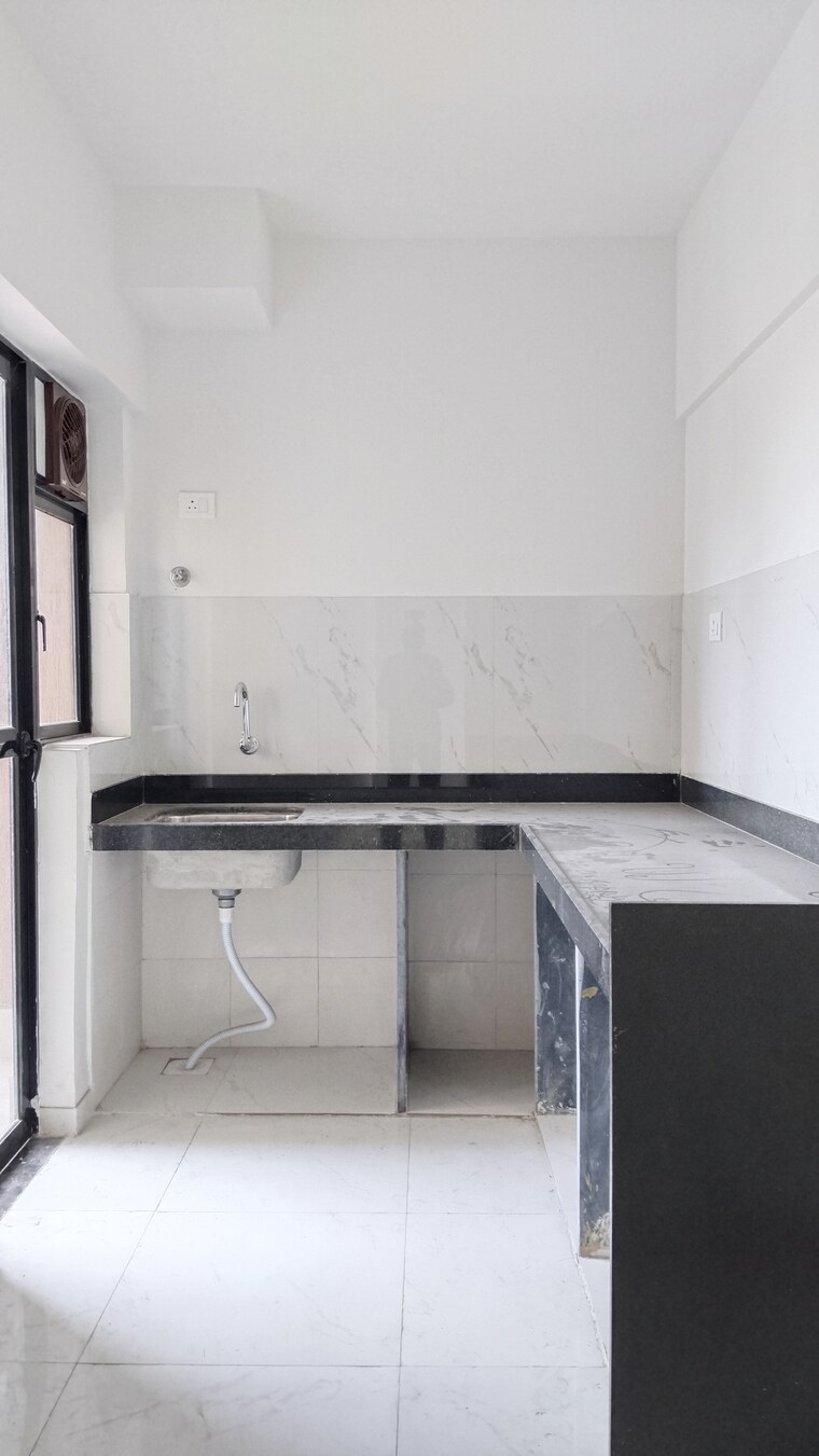 Kitchen, runwal-gardens-phase-2 2 Bedroom 670 Sq.Ft. Apartment In Dombivli East Thane 9292887