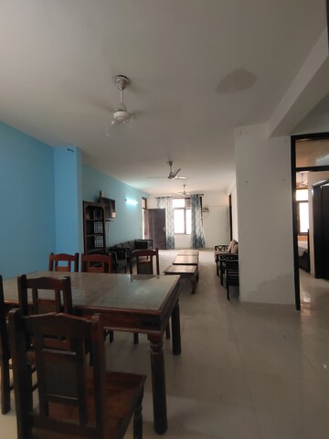 Living Room in 3 BHK Builder Floor at Palm Residency Chhatarpur, Chattarpur – for Rent