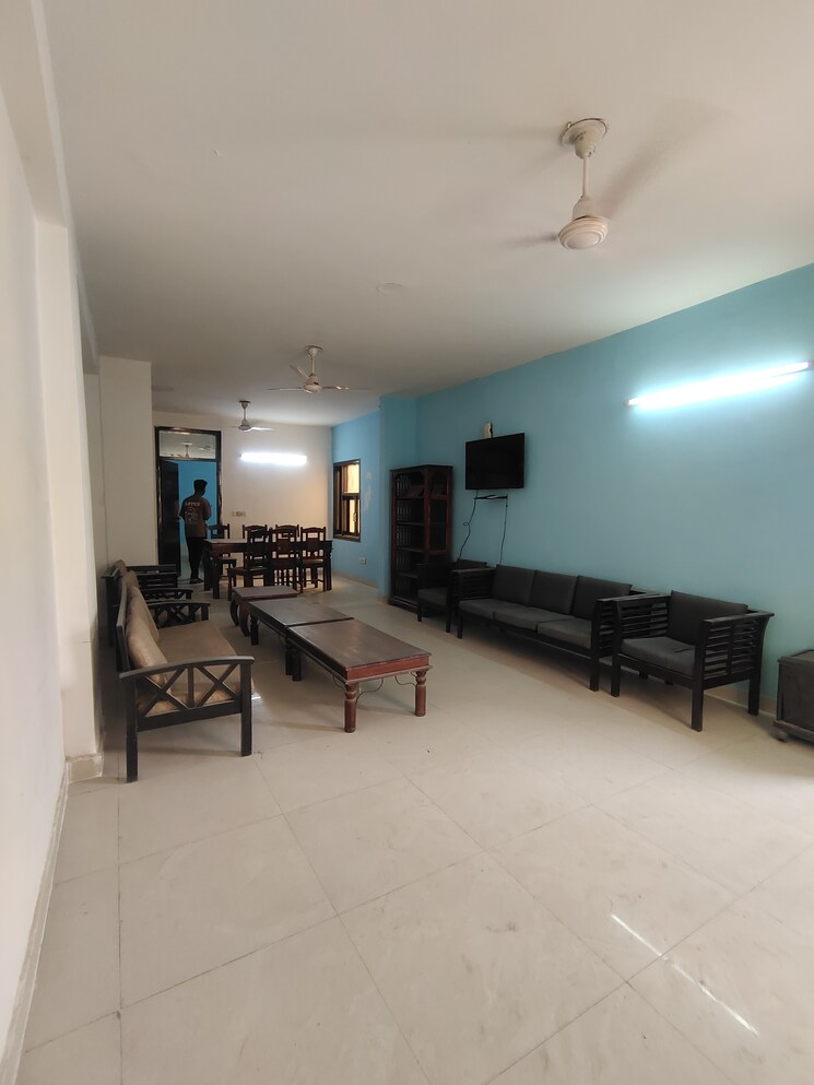 Living Room, palm-residency-chhatarpur 3 Bedroom 1400 Sq.Ft. Builder Floor In Chattarpur Delhi 9292899