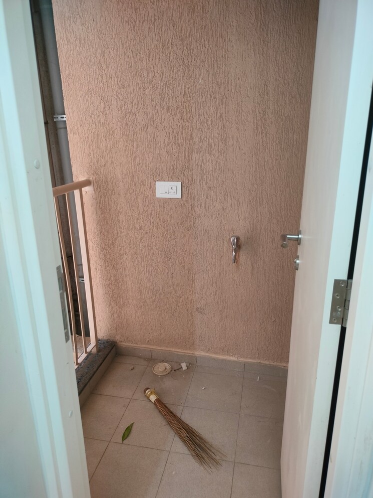 Bathroom, godrej-green-vistas 1 Bedroom 468 Sq.Ft. Apartment In Mahalunge Pune 9292865