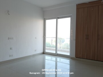 Room in 4 BHK Apartment at SS Linden, Sector 84 – for Rent