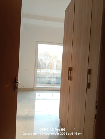 Room in 4 BHK Apartment at SS Linden, Sector 84 – for Rent
