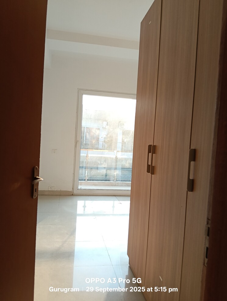 Room, ss-linden 4 Bedroom 2741 Sq.Ft. Apartment In Sector 84 Gurgaon 9292934