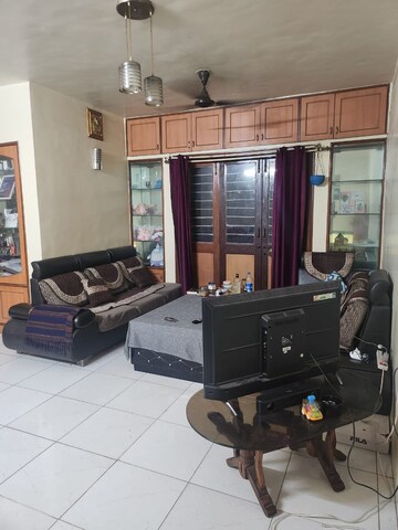 Living Room in 2 BHK Apartment at Viman Nagar – for Rent