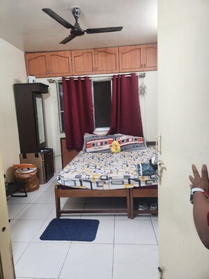 Master Bedroom in 2 BHK Apartment at Viman Nagar – for Rent
