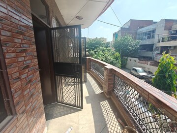 Balcony in 3 BHK Builder Floor at Indraprastha Colony – for Sale