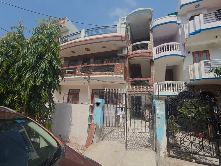 Exterior View, indraprastha colony 3 Bedroom 250 Sq.Yd. Builder Floor In Indraprastha Colony Faridabad 9292965